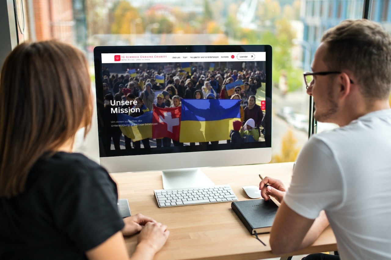 Сайт фонду Schweiz Ukraine Charity